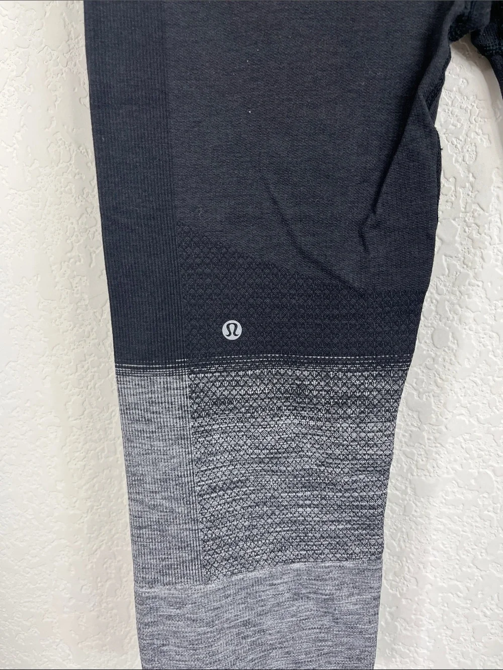 Lululemon Seamlessly Street Crop Heathered Black